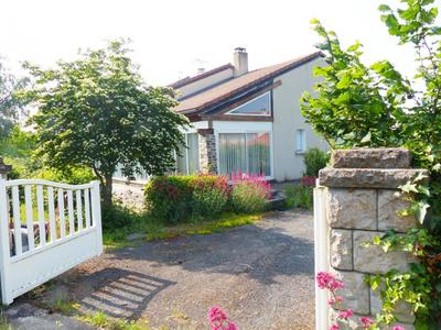 Maison - 195 m² - 5 pièces