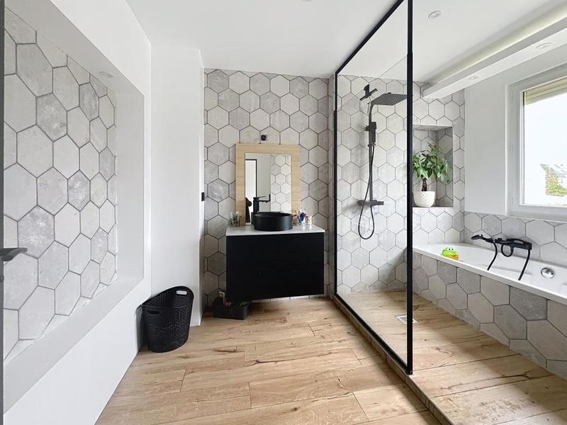 Maison - 145 m² - 5 pièces