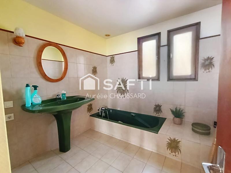 Maison - 188 m² - 7 pièces