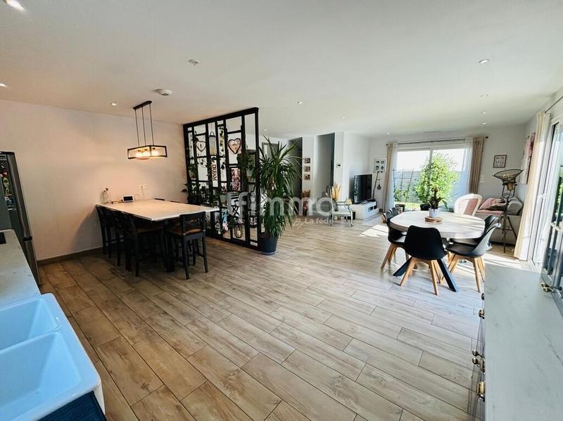 Maison - 146 m² - 6 pièces