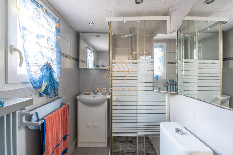 Maison - 165 m² - 6 pièces