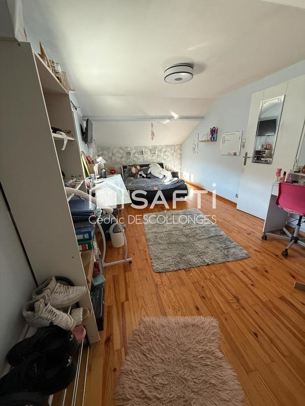 Maison - 122 m² - 6 pièces