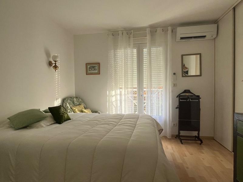 Maison contemporaine - 267 m² - 10 pièces