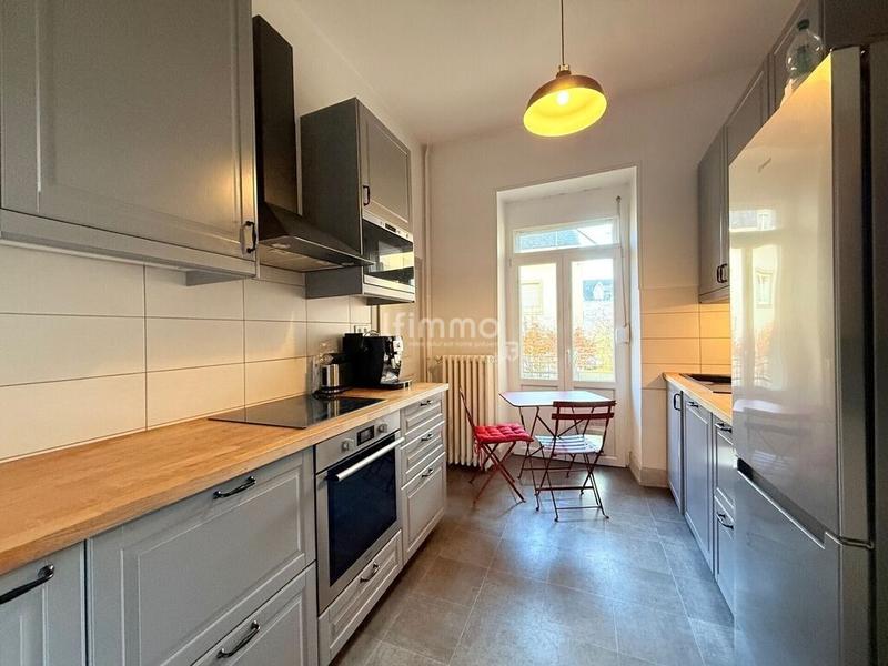 Appartement - 83 m² - 3 pièces