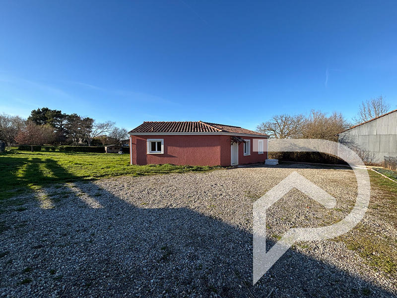 Maison - 90 m² - 4 pièces