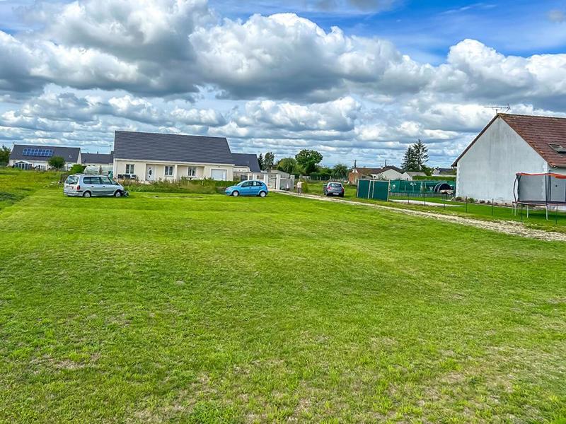 Terrain constructible - 1 003 m²