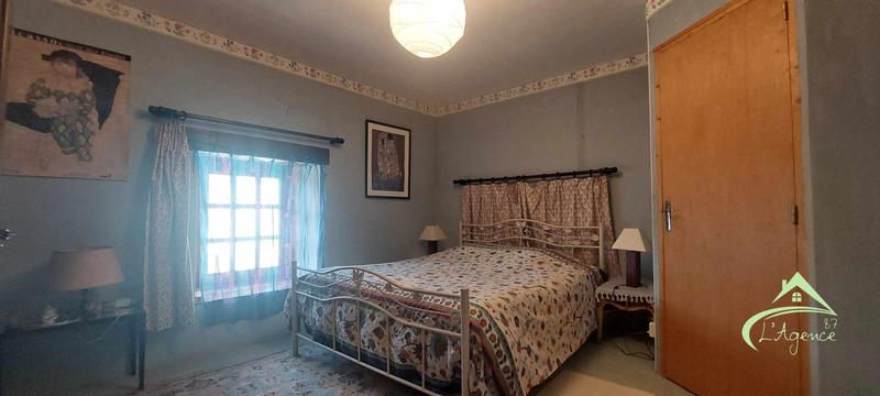 Maison ancienne - 178 m² - 8 pièces