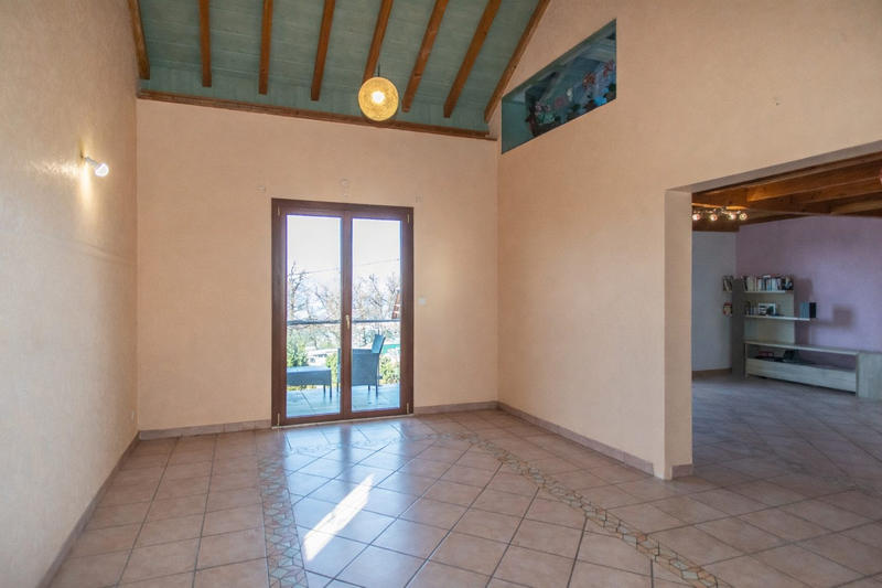 Maison - 157 m² - 5 pièces