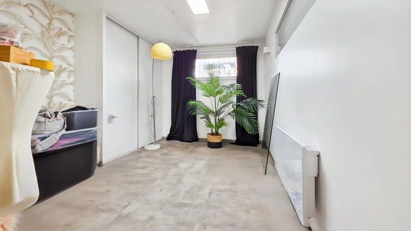 Maison - 219 m² - 7 pièces