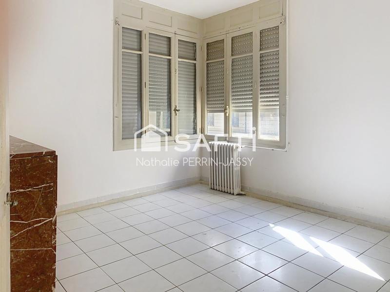 Appartement - 92 m² - 5 pièces