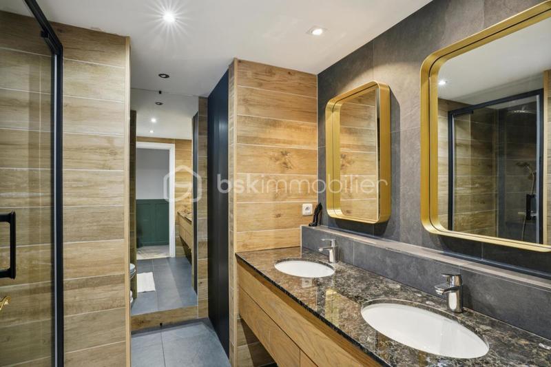 Appartement - 130 m² - 4 pièces