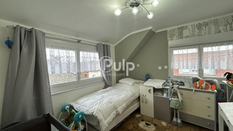 Pavillon - 130 m² - 6 pièces