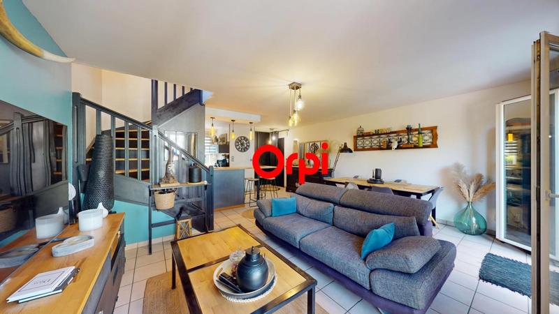 Maison - 98 m² - 5 pièces