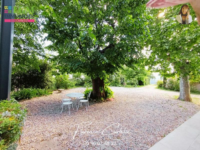 Maison - 186 m² - 6 pièces