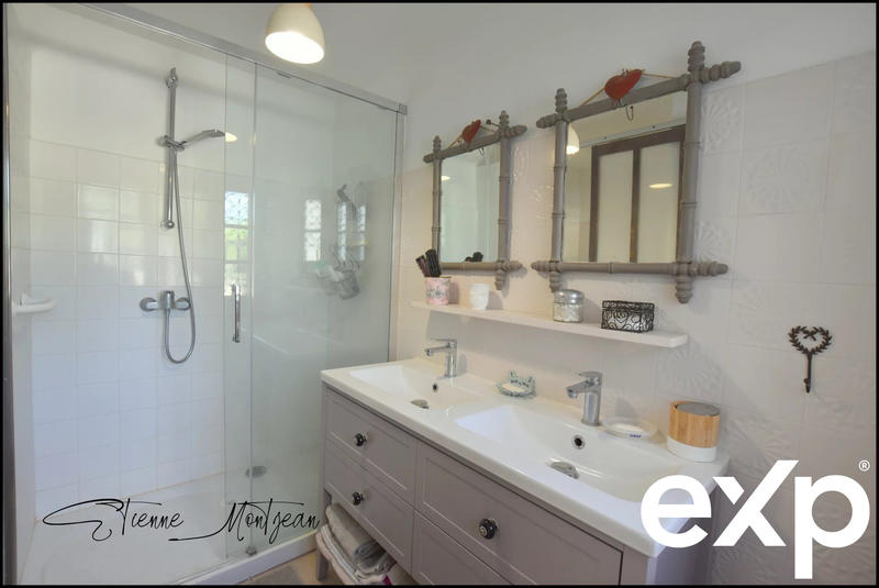 Maison traditionnelle - 169 m²