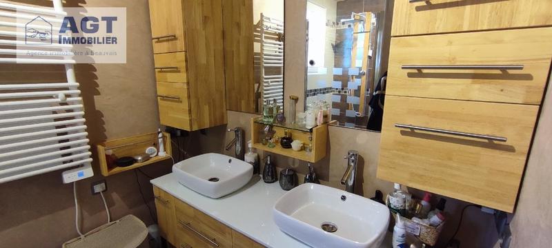 Maison - 164 m² - 8 pièces