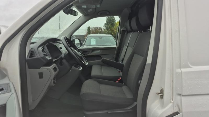 Volkswagen Transporter 6.1 Van L1h1 2.0 Tdi 150 Bvm6 Business