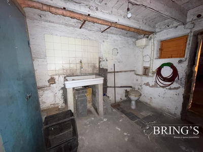 Parking / Garage - 8 m²