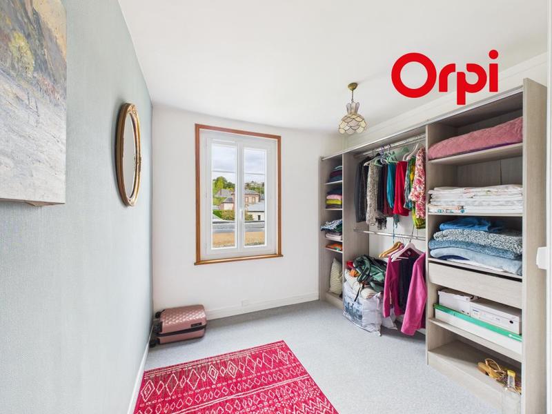 Maison - 80 m² - 6 pièces