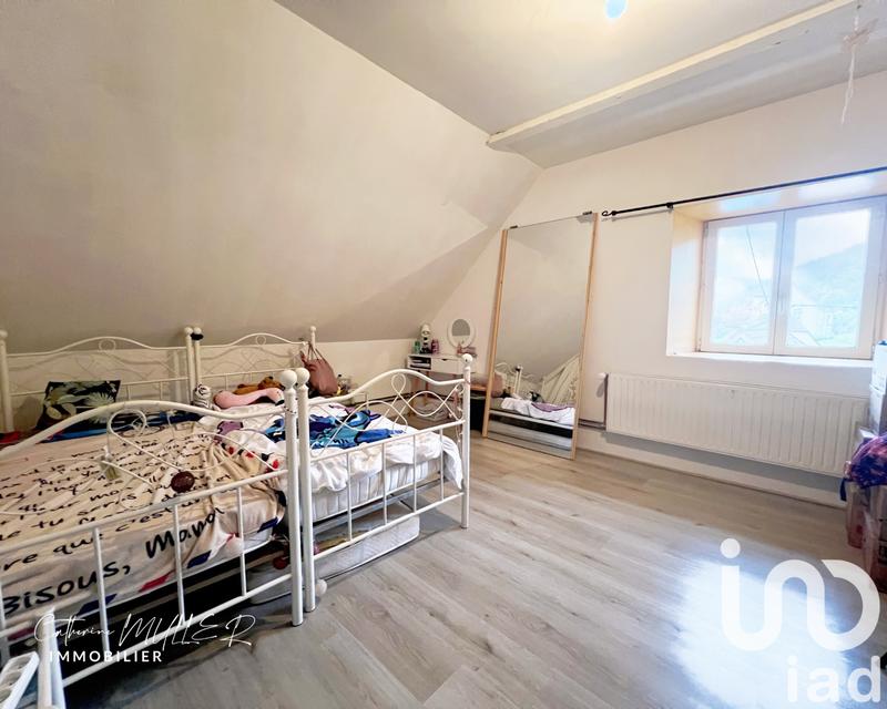 Maison - 207 m² - 11 pièces