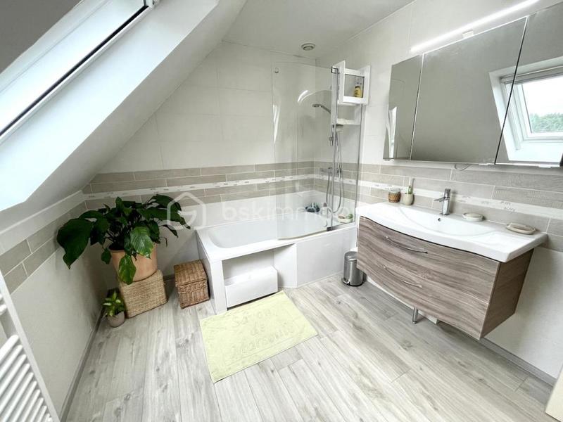 Pavillon - 104 m² - 6 pièces