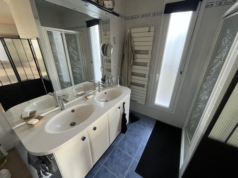 Maison - 190 m² - 7 pièces