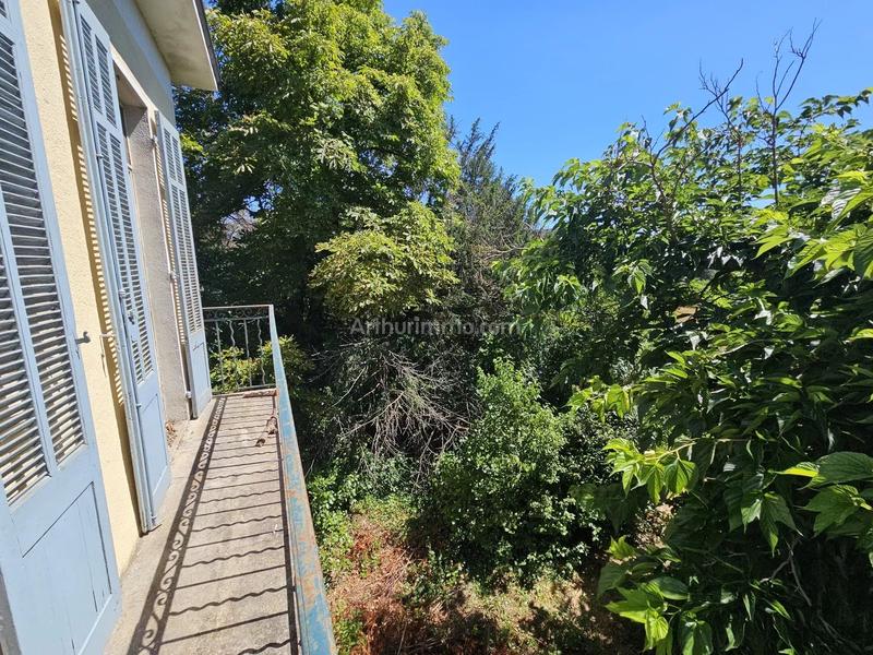 Maison - 140 m² - 9 pièces