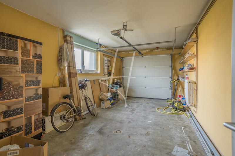 Maison - 200 m² - 7 pièces