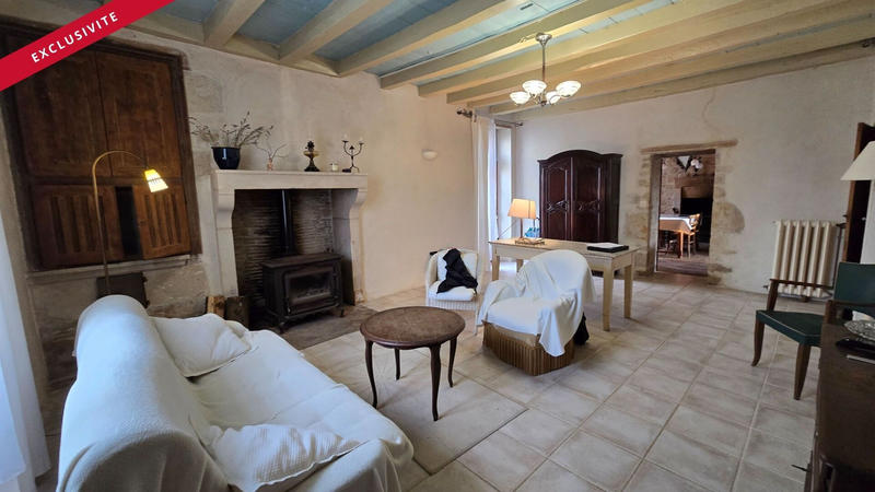 Maison - 256 m² - 5 pièces