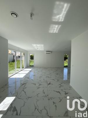 Maison - 155 m² - 6 pièces