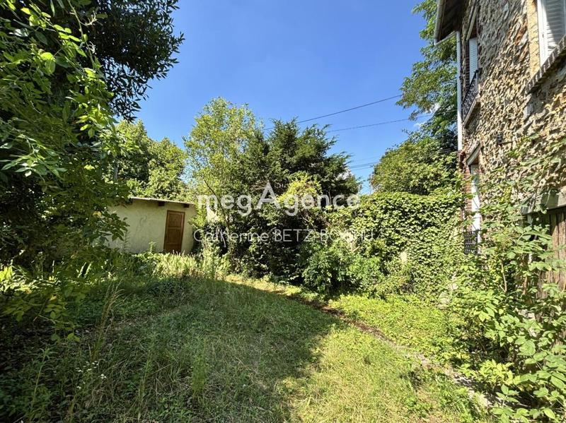 Maison - 99 m² - 7 pièces