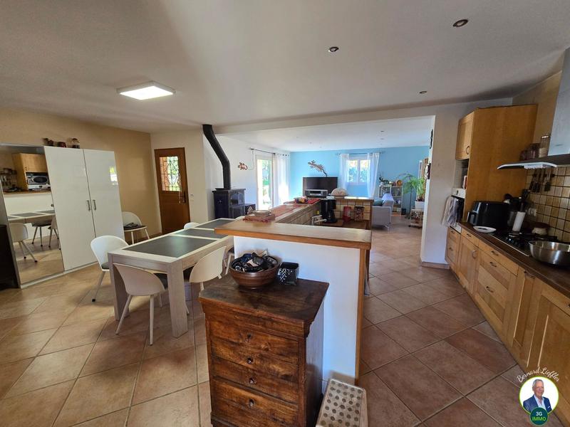 Maison - 145 m² - 6 pièces