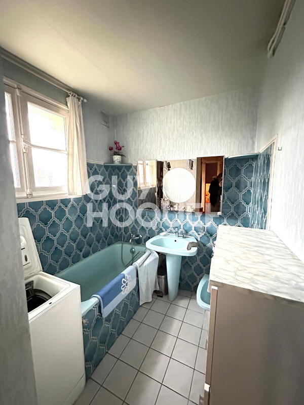 Maison - 90 m² - 4 pièces