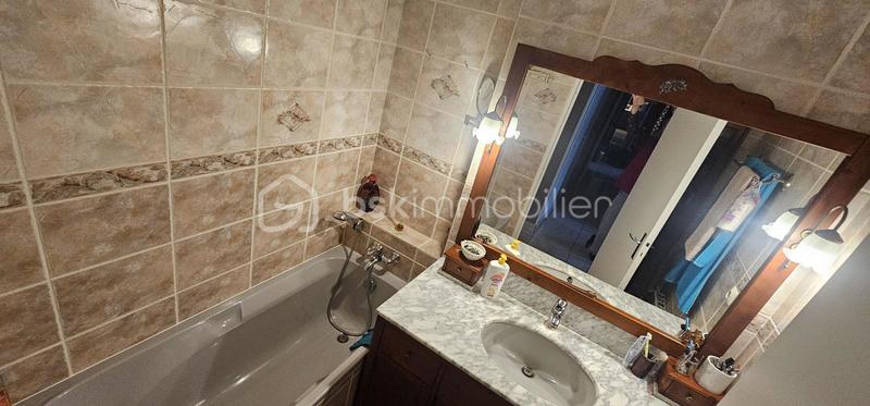 Appartement - 94 m² - 5 pièces