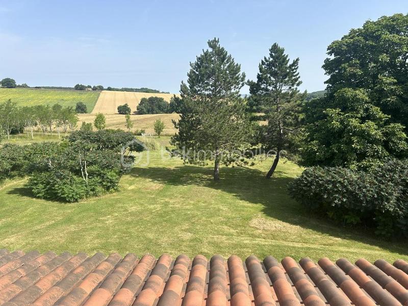 Maison en pierre - 221 m² - 7 pièces