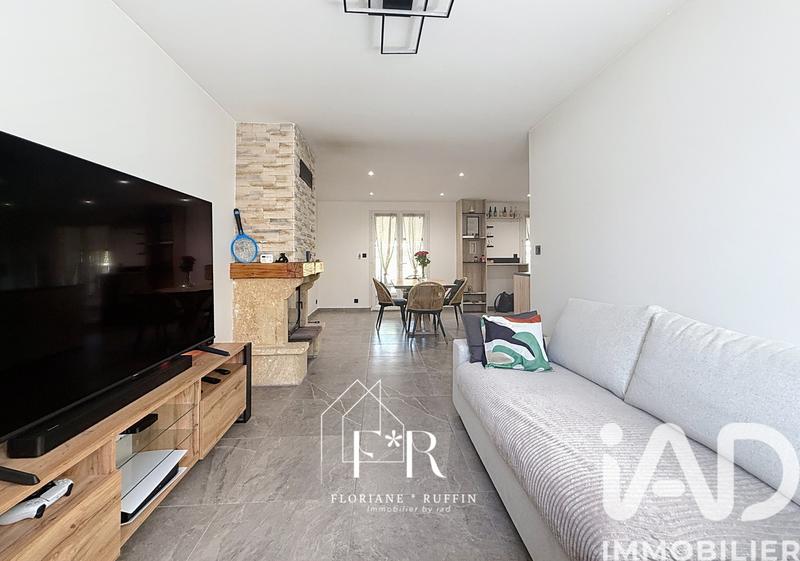 Maison - 90 m² - 3 pièces