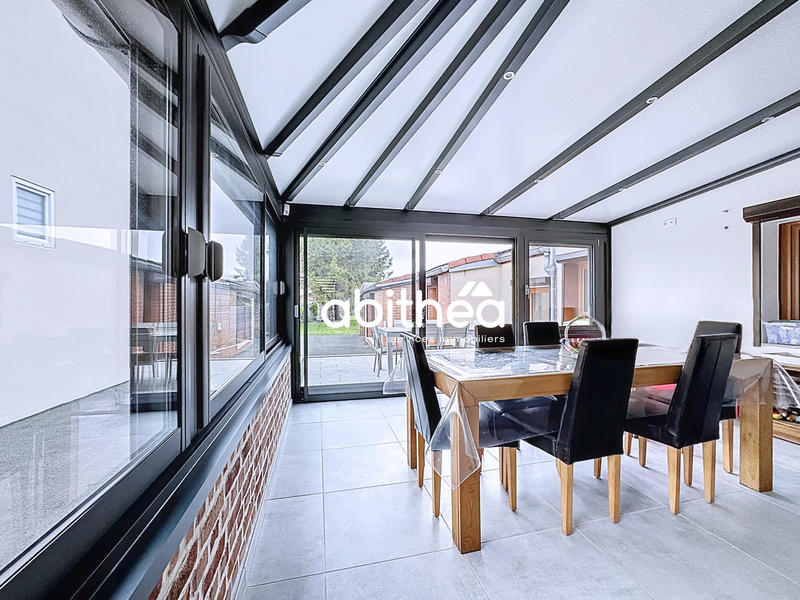 Maison - 181 m² - 7 pièces