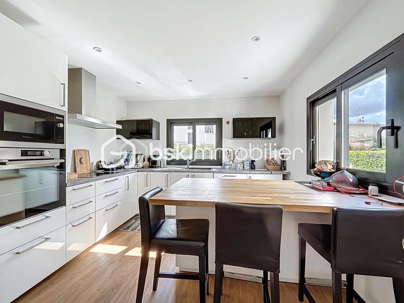 Maison - 103 m² - 4 pièces