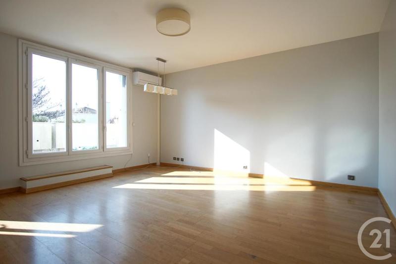 Appartement - 88 m² - 4 pièces