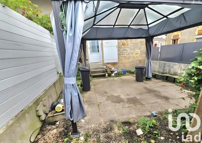 Maison - 90 m² - 3 pièces