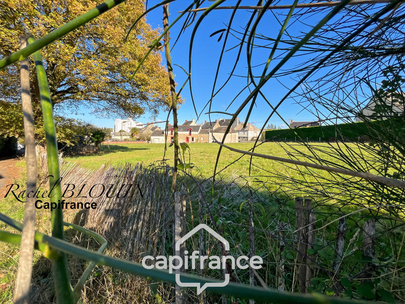 Terrain constructible - 3 697 m²