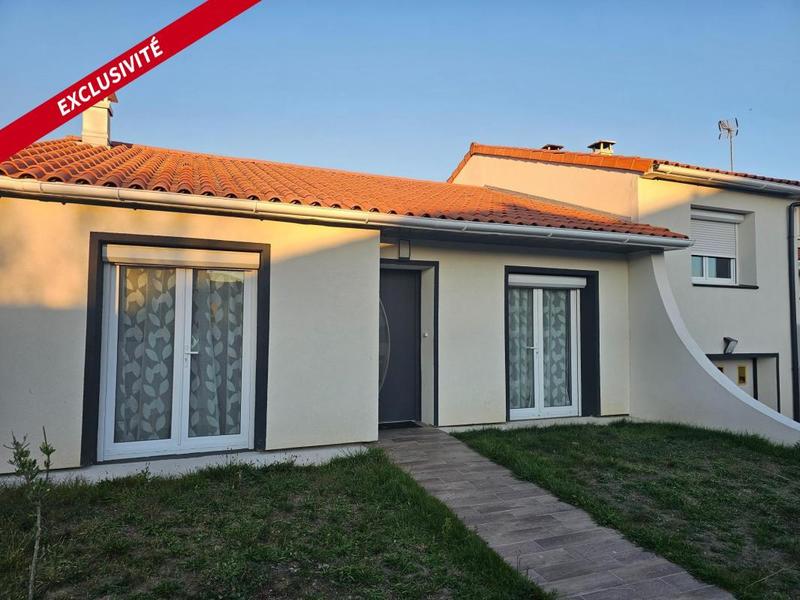 Maison traditionnelle - 105 m² - 5 pièces