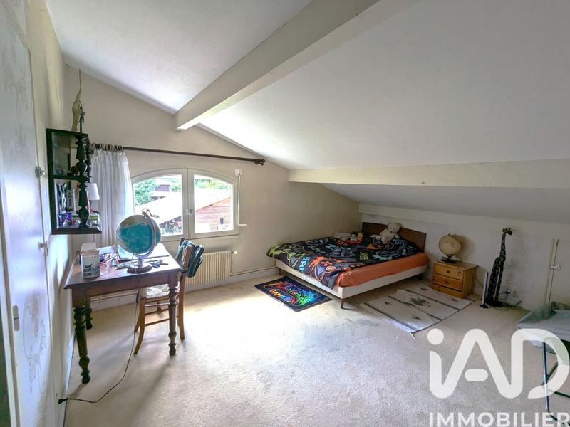 Maison - 159 m² - 8 pièces