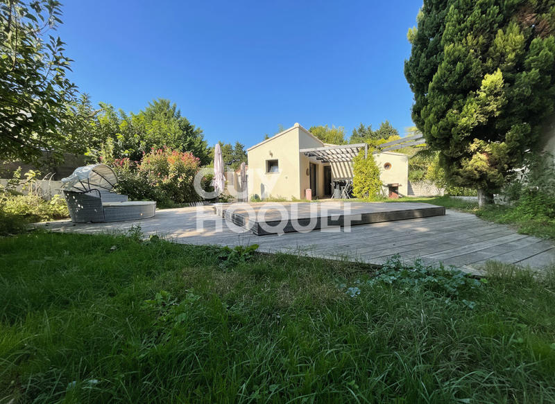 Villa - 235 m² - 6 pièces