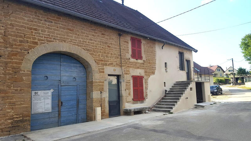 Maison - 180 m² - 8 pièces