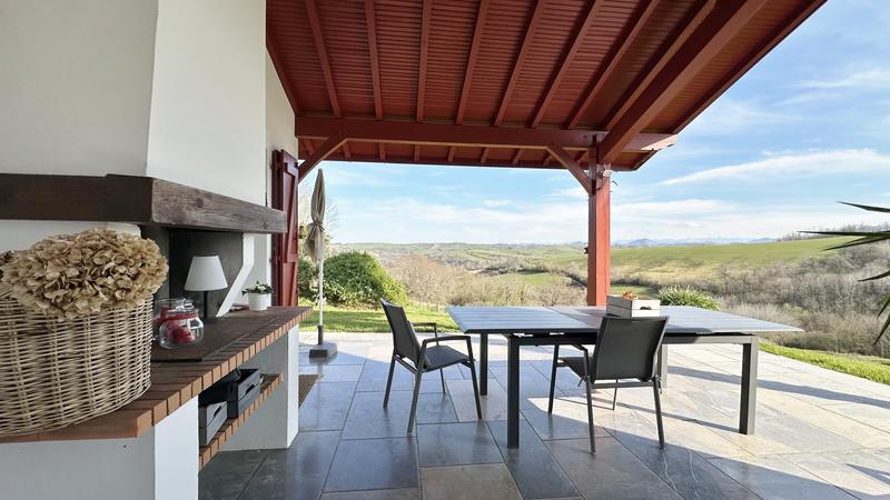 Maison contemporaine - 188 m² - 6 pièces