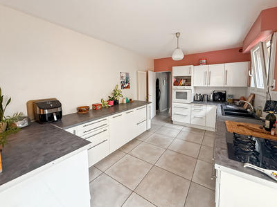 Maison - 188 m² - 7 pièces