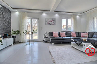 Maison - 129 m² - 7 pièces