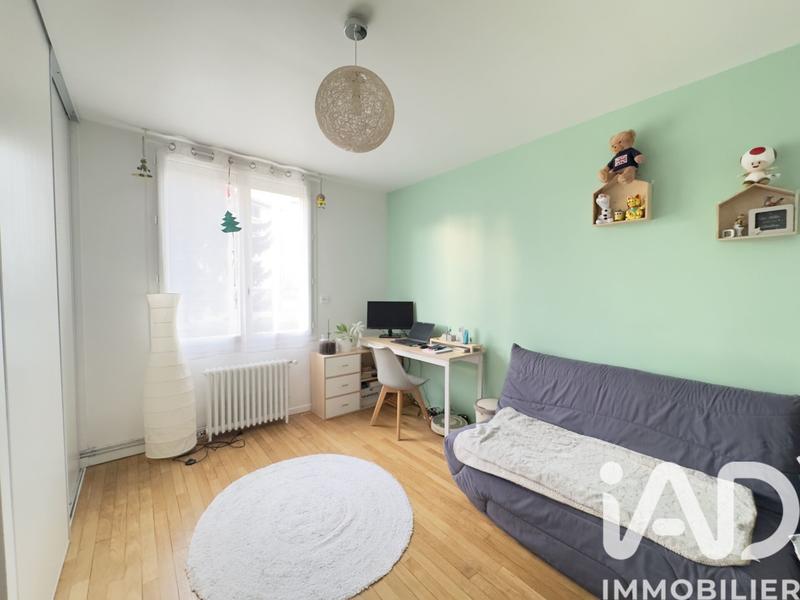 Maison - 95 m² - 5 pièces