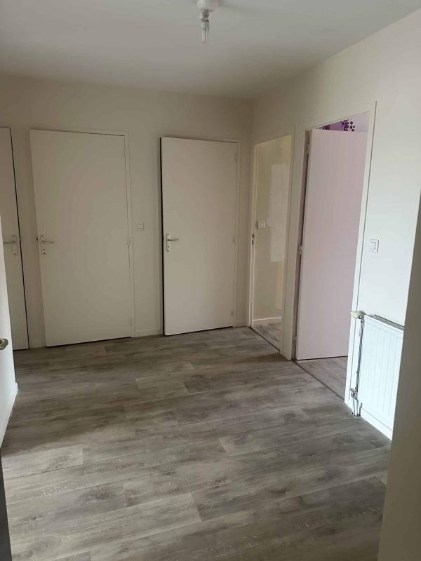 Appartement - 92 m² - 4 pièces